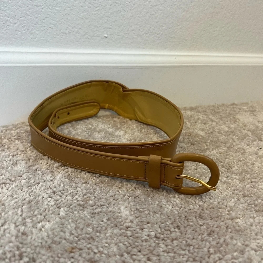 Anne Klein Women’s Beige Belt Size Medium